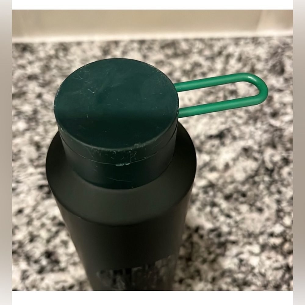 NWT Starbucks Green Tumbler Bottle 24oz - Picture 2 of 5